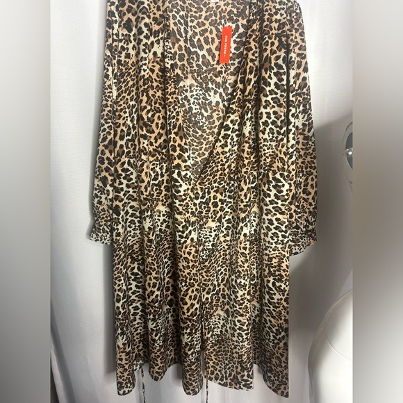 NWT Joe Fresh Animal Print Wrap Dress - Picture 8 of 8